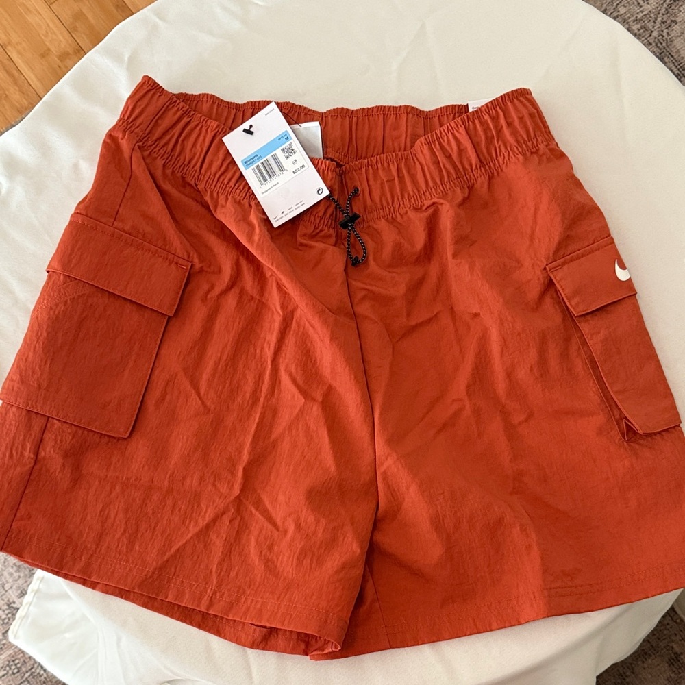 NWT Nike High Waisted Loose Fit Athletic Shorts